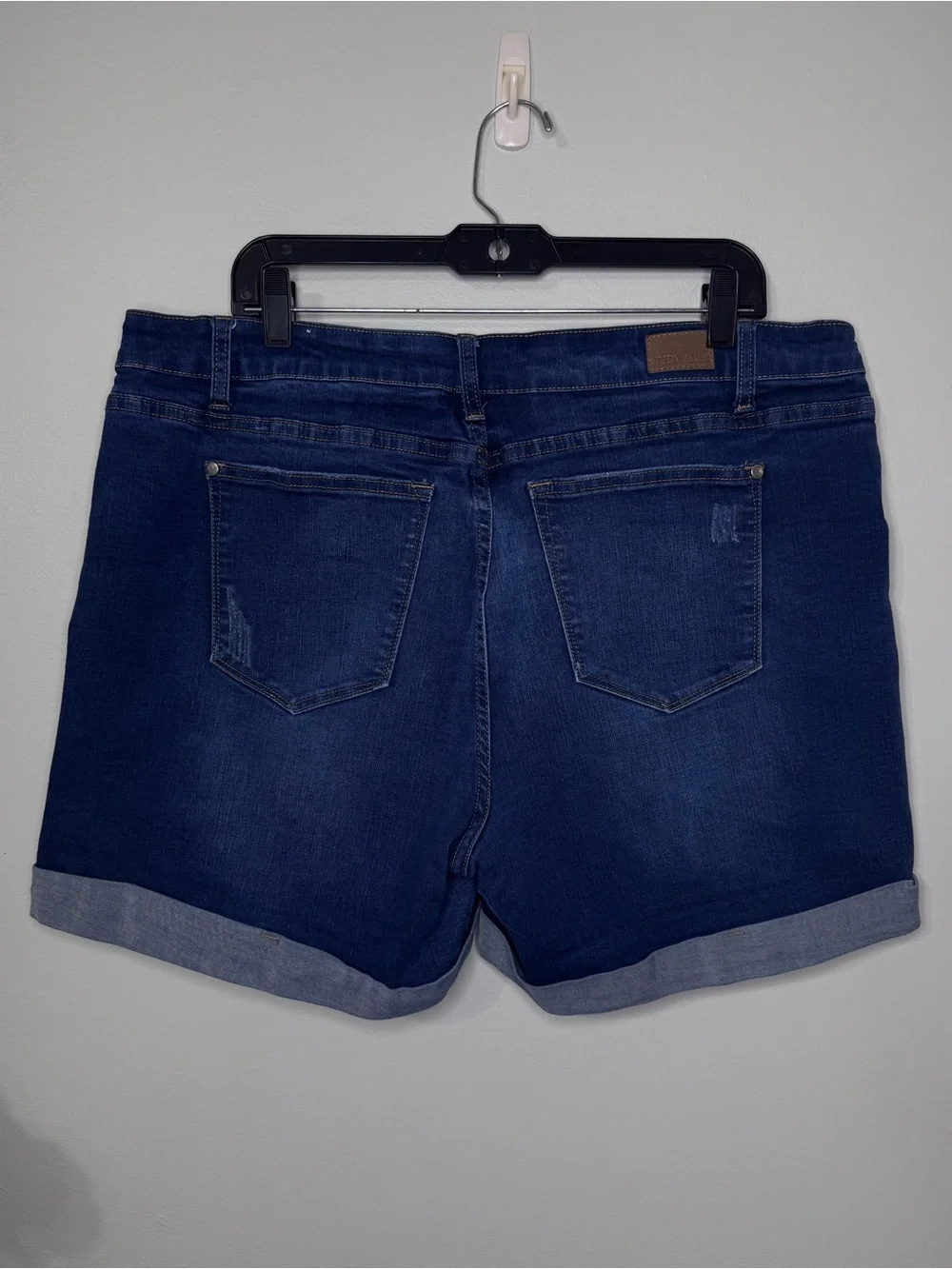 Judy Blue JB1529 Dark Blue High Waisted Distressed Cuffed Denim Shorts 2XL 2X